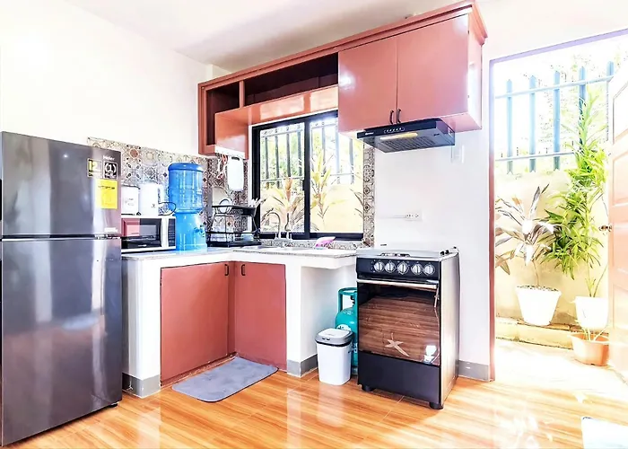 Away From 2br 6 Minutes Drive To Grand Mall Wifi, Netflix & Free Parking Apartment *
